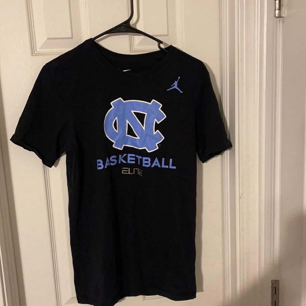 University of North Carolina Basketball T-shirt